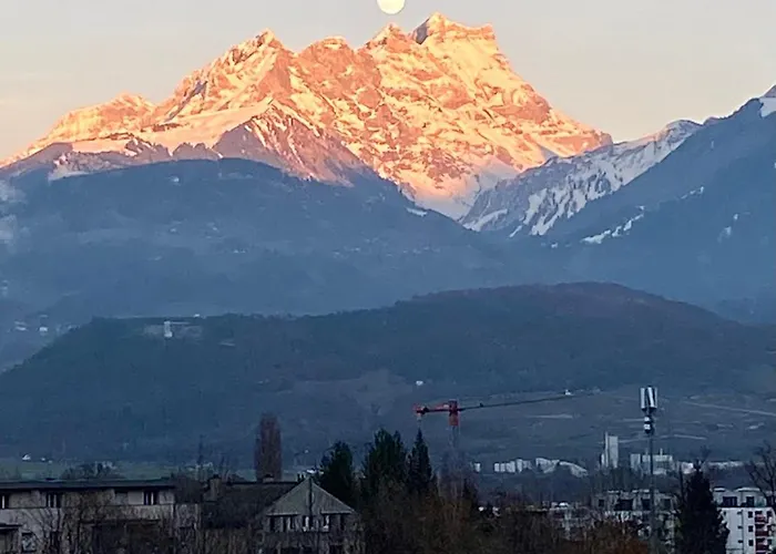 Apartment Mountain View